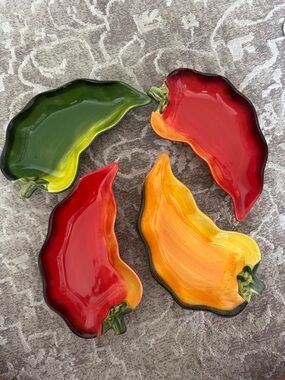 Clay Art-  Ceramic Pepper Dishes - Set of 4